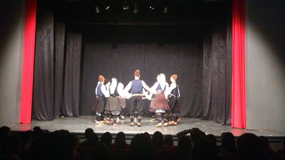 Фолклорна секција 13