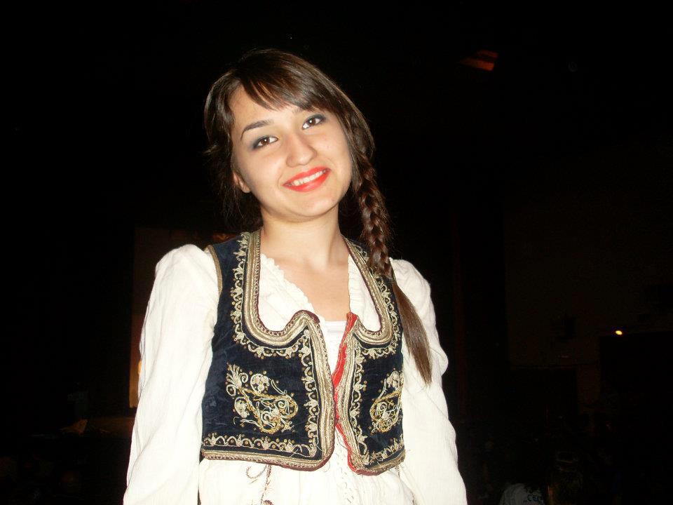 Фолклорна секција 18